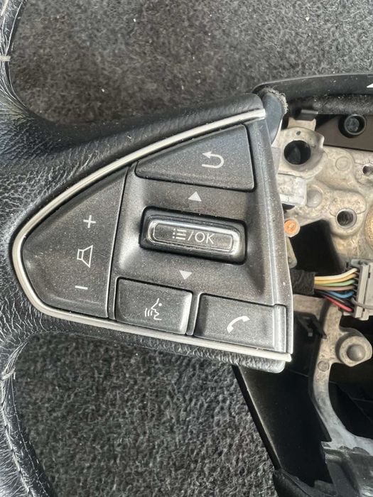 Волан с Аирбаг AIrbeg за INFINITI Q50 2015г поотделно