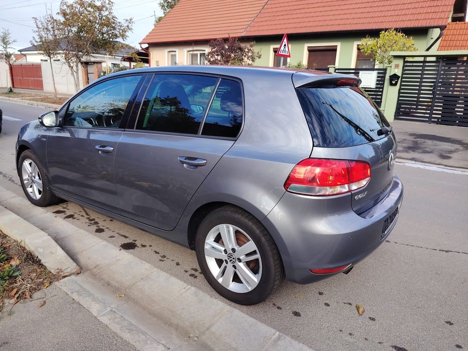 VOLKSWAGEN Golf 2012 — imagine 2
