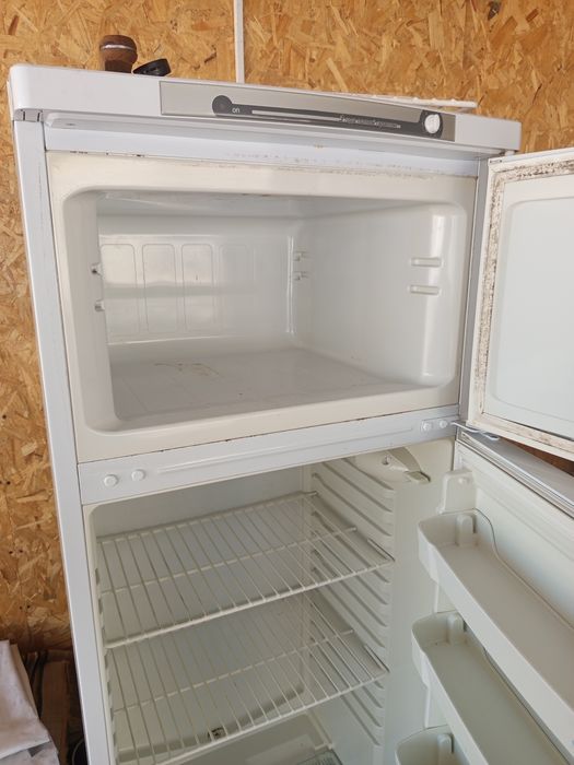 Холодильник indised