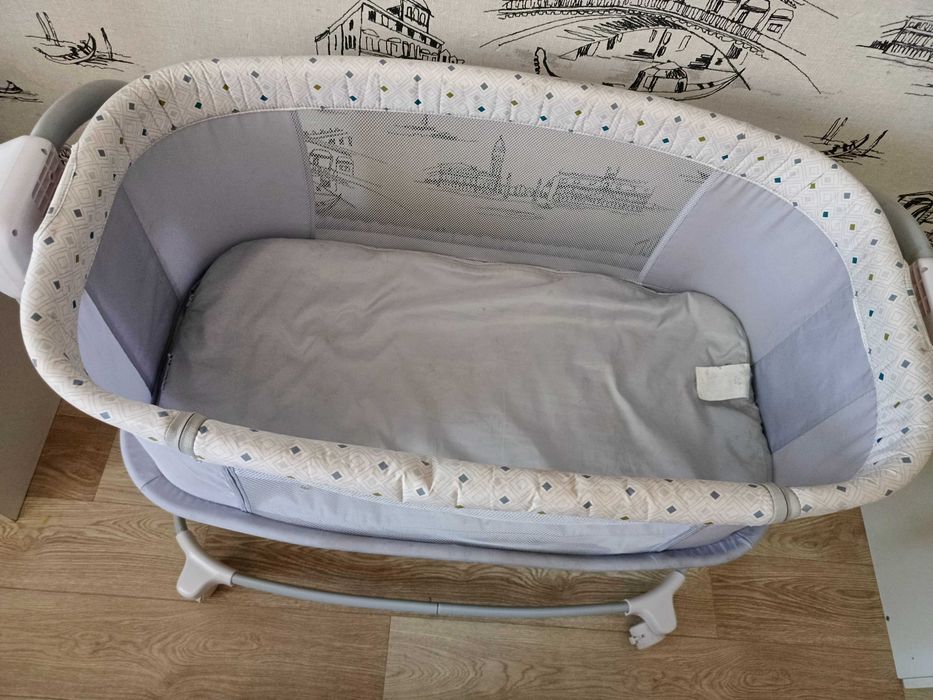 Кроватка-качалка