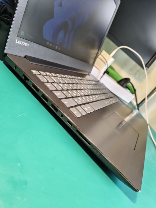 Ноутбук Lenovo 330