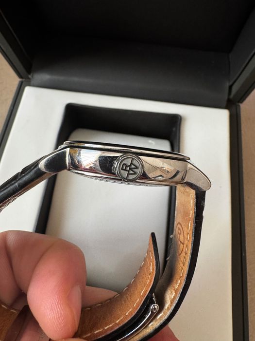 Raymond Weil freelancer