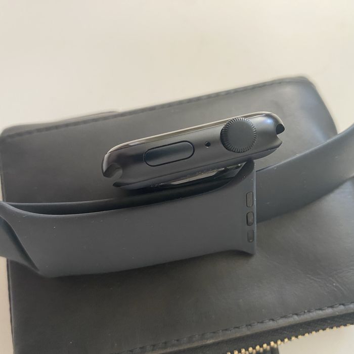 Apple watch SE 2 GPS 44mm апрель 2026