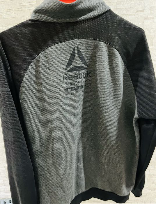Reebok Спорт костюм двойка .