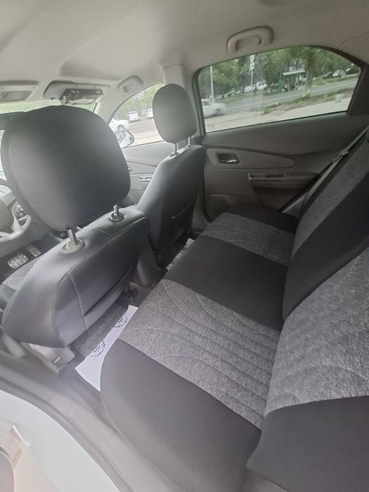 Chevrolet Cobalt 2023 — 8