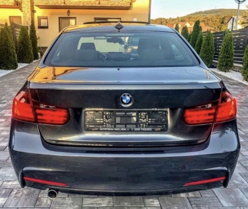 * BMW 320d xDrive Pachet M interior /exterior