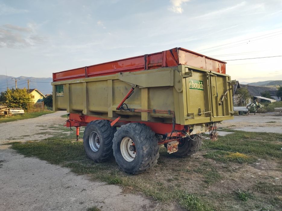 Remorcă 14 tone.