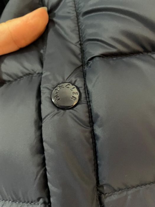 Geaca Moncler cu puf