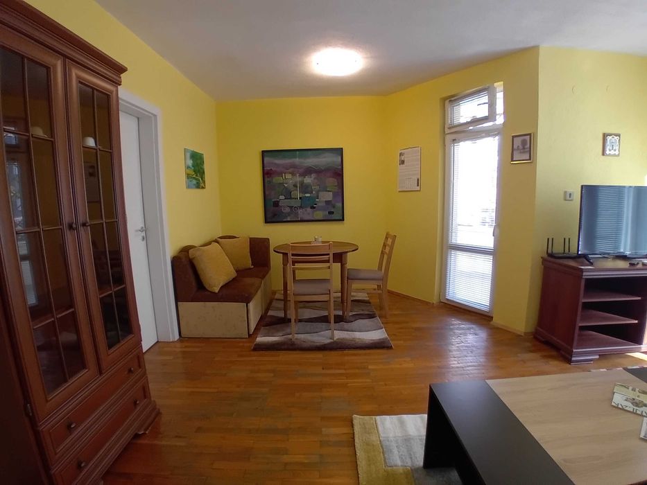 Дава се под наем Двустаен апартамент в Стара Загора, Център - 71 кв.м за 351.9 € - Снимка #8