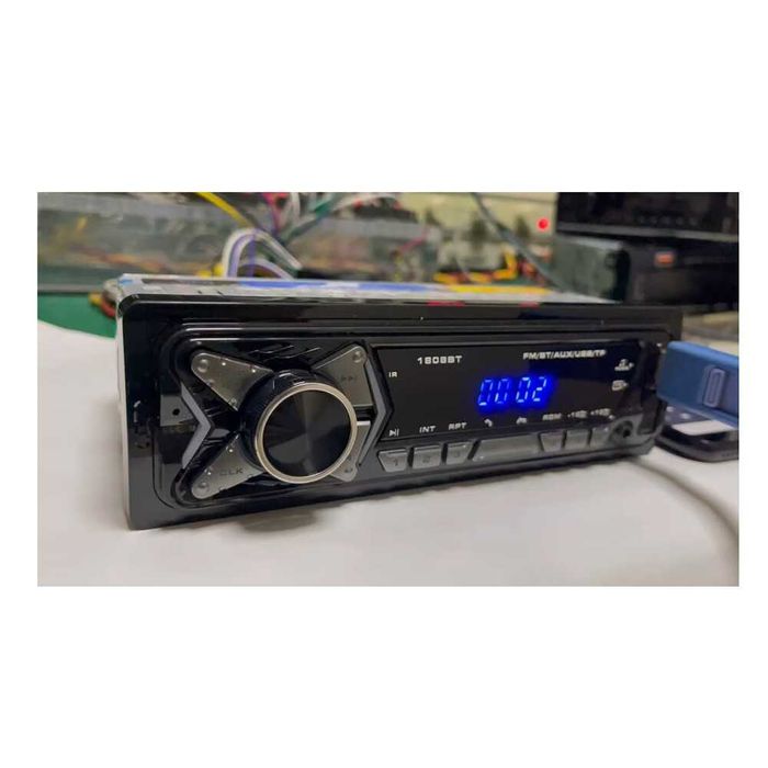 Авто MP3 Bluetooth плеър CarLive 1807BT, App control, 2 x USB, AUX, SD