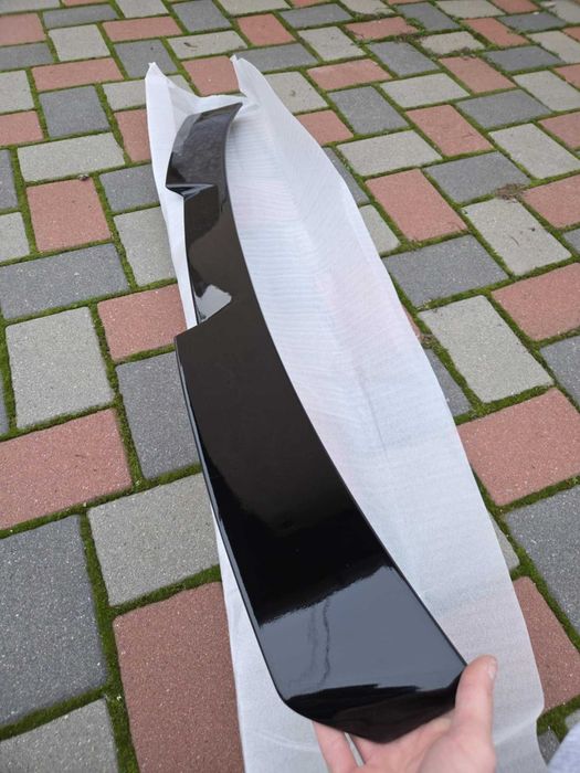 Eleron Luneta model M4 Spoiler Lip Codita BMW G11 G12, Negru Lucios