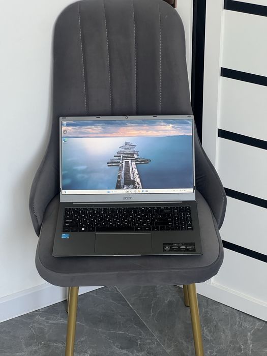Офисный Ноутбук Acer
