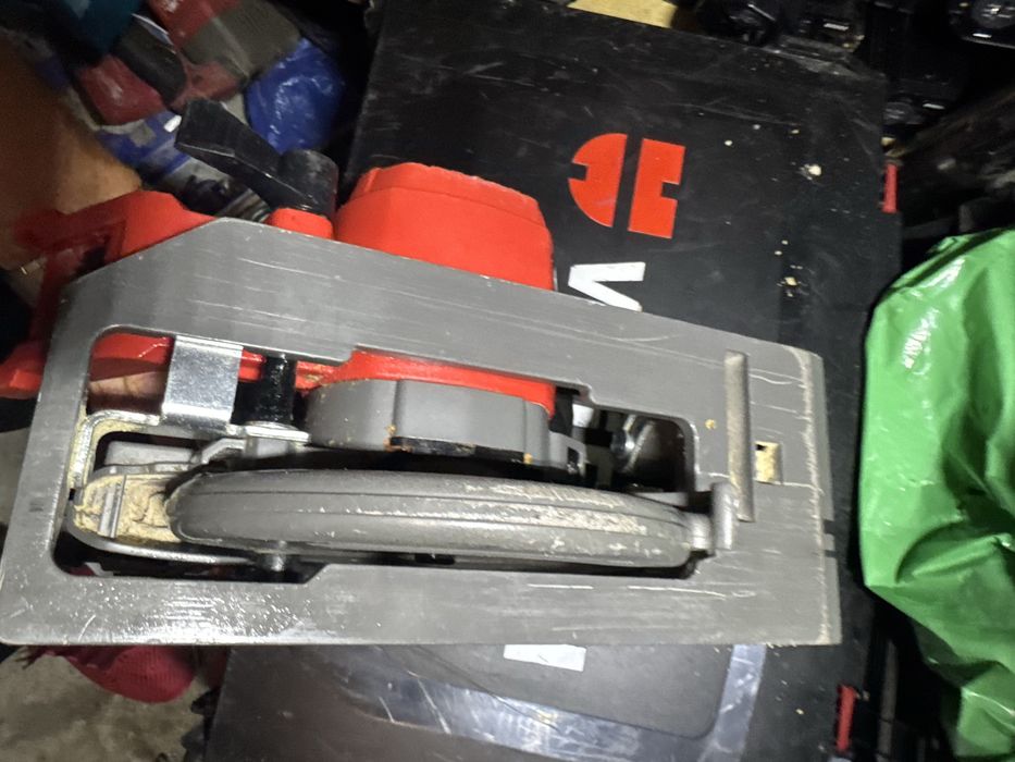 Circular Milwaukee CCS55 2023