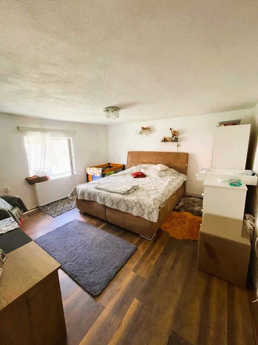 Proprietate deosebită în Răchitova – 5000 mp teren, două case renovate