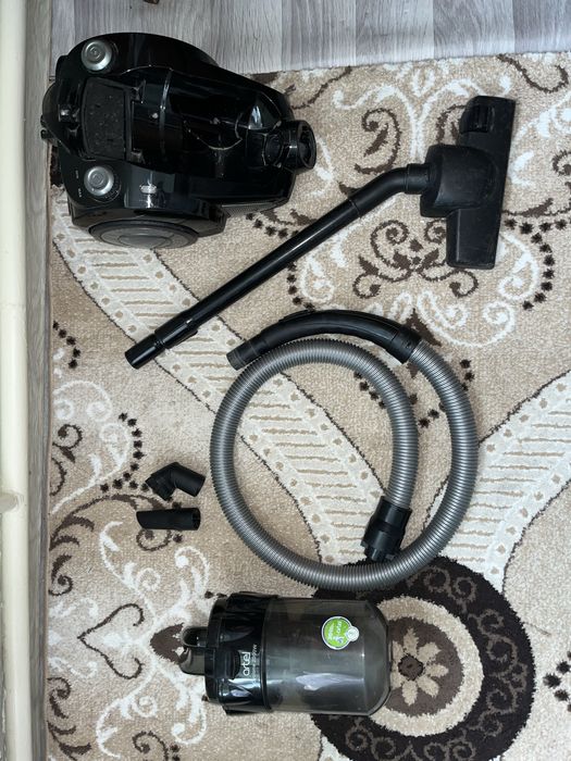 Пылесос Artel Cyclone 2000W