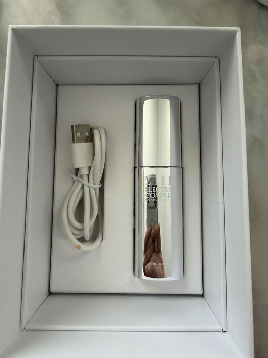 ZIIP Halo (versiunea 1) – dispozitiv profesional de microcurent facial