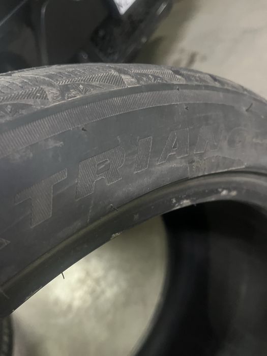 Продам шины на БМВ Х5 R20