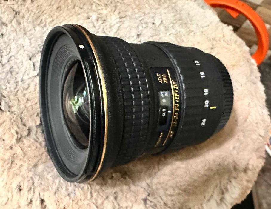 Обектив 12-24mm f/4 AF PRO DX Tokina за Canon APS-C сензор