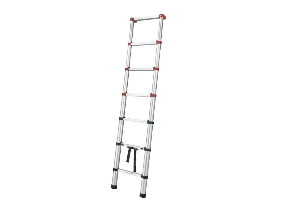 Scară telescopică  aluminiu, 7 trepte, extensibilă, rezistenta 150 kg
