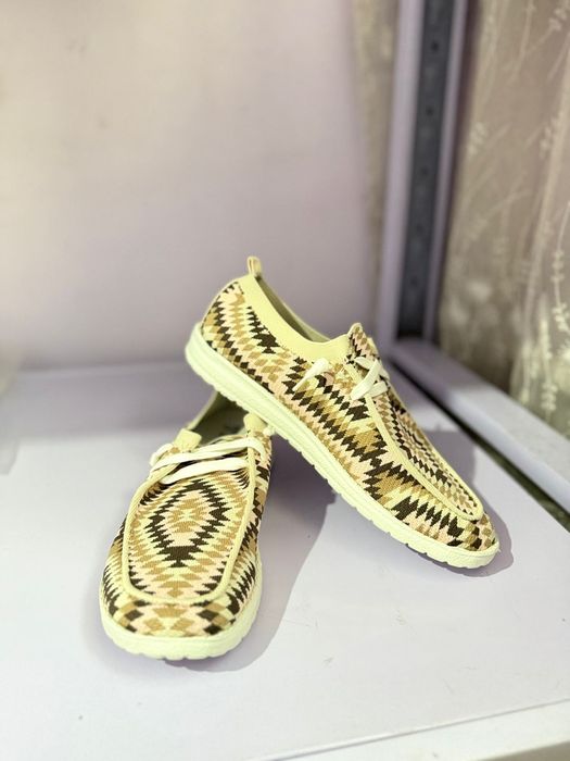 Обувь разная в наличии