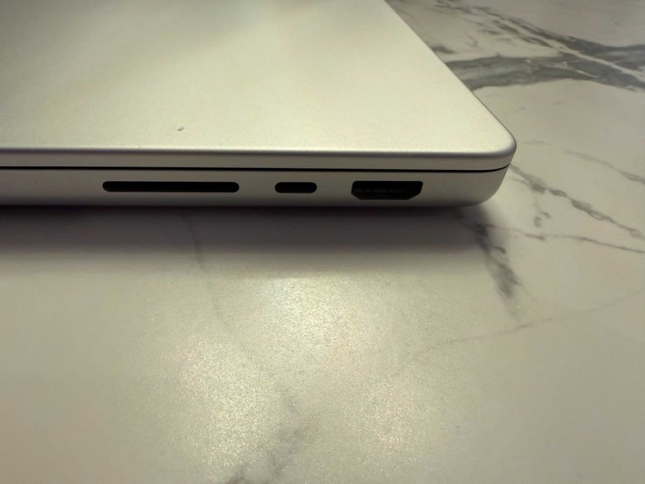 Запазен MacBook Pro 14” M1 Pro 16GB RAM 512GB Space Grey