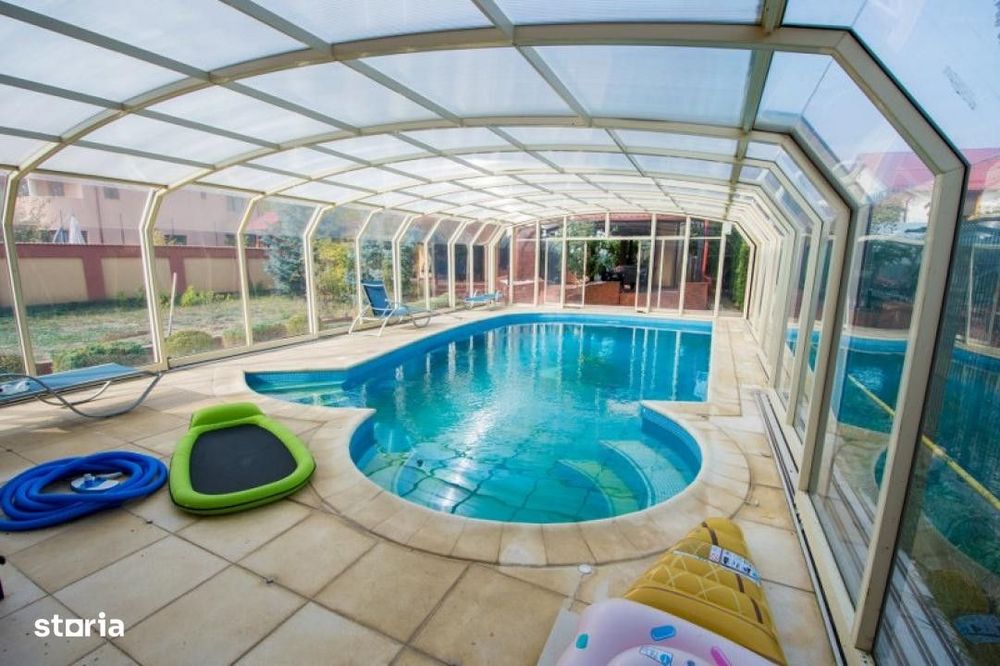 Vila 4 camere  cu piscina in Bucov.