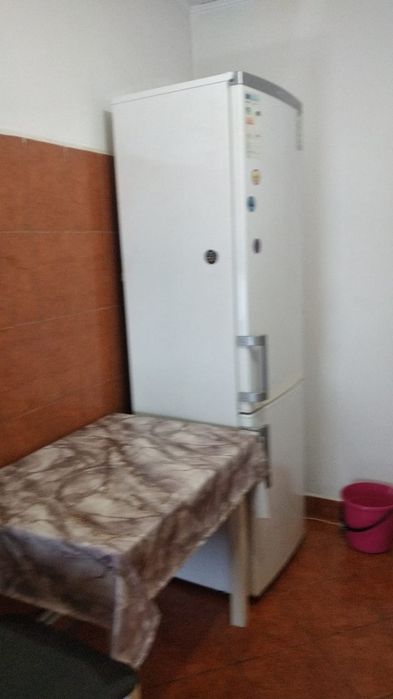 Închiriez garsonieră