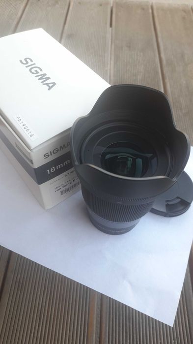 Sigma AF 16mm f/1.4 DC DN