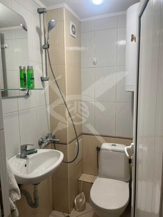 Дава се под наем Двустаен апартамент в Варна, Бриз - 40 кв.м за 350 € - Снимка #3