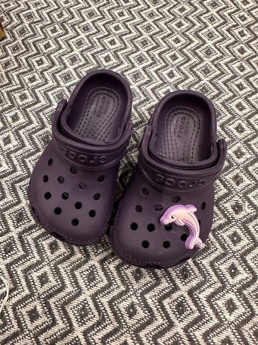 Продам кроксы для девочки
