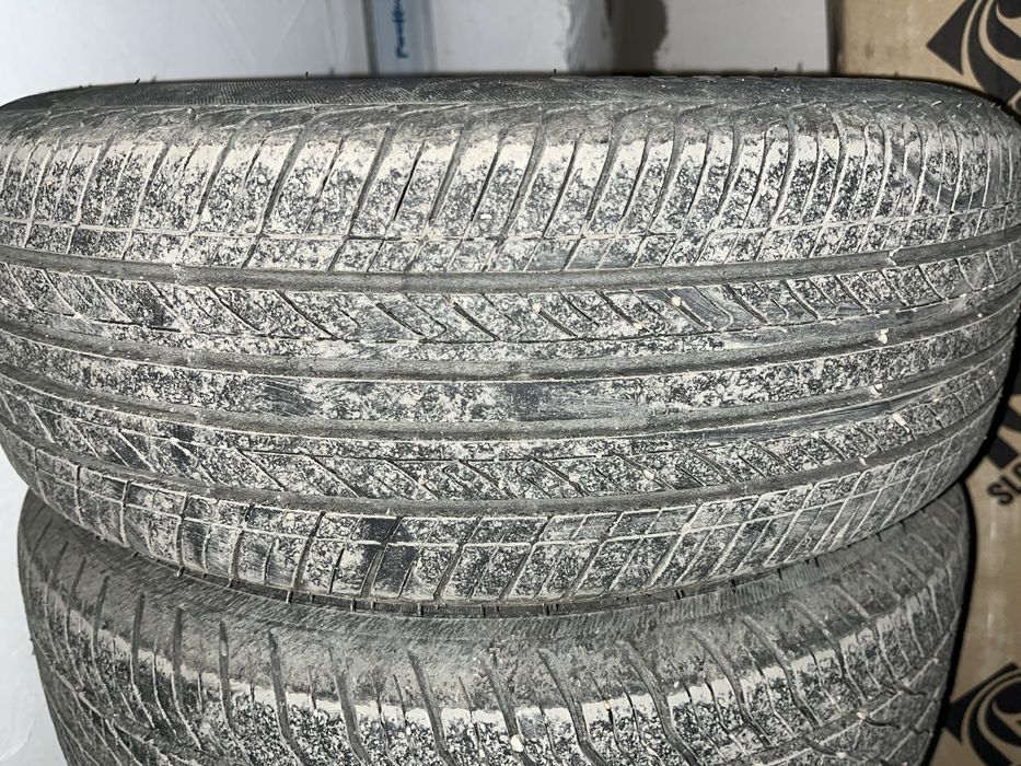 Продам комплект шин на 14