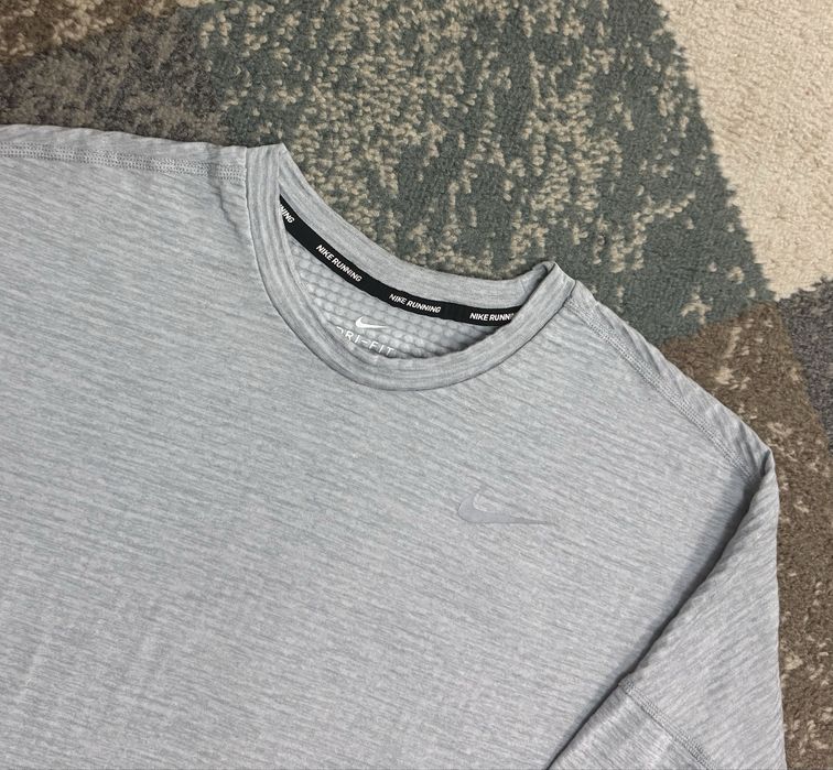 Дамска блузка Nike