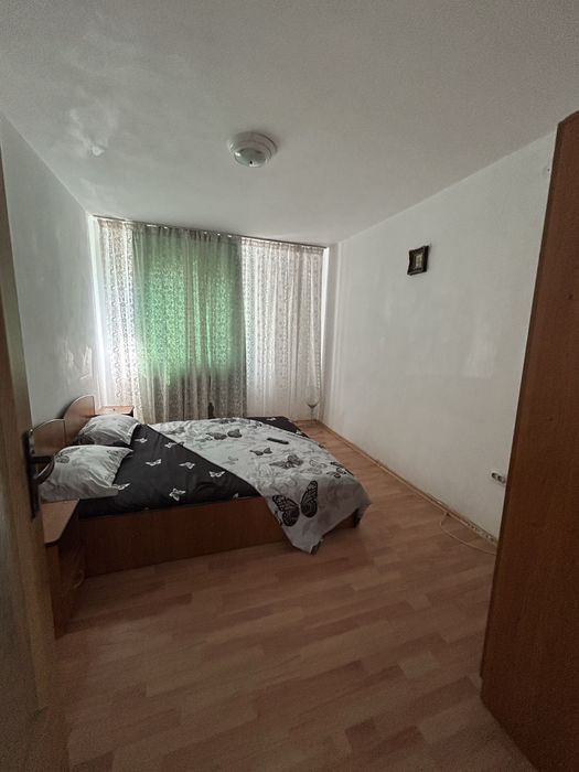 Apartament semidecomandat