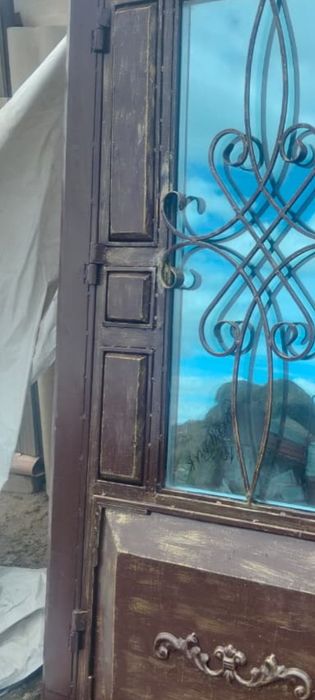 Есік сатылады қолдан жасалған