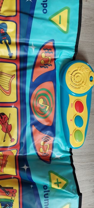 Детско музикално килимче