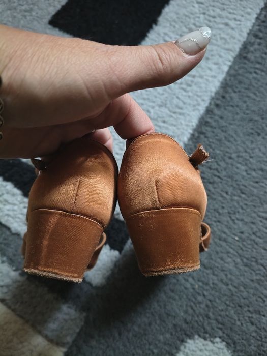 Sandale dans sportiv mărime 30(19 cm interior)