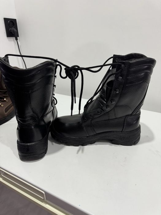 Зимние берцы черные