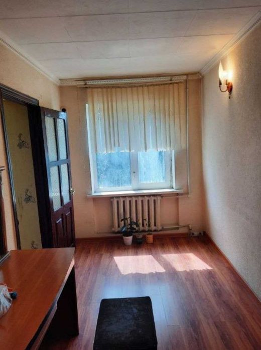 3/3/4 Ялангач Среднее состояние 65м2 Балкон 2х6 Кирпич