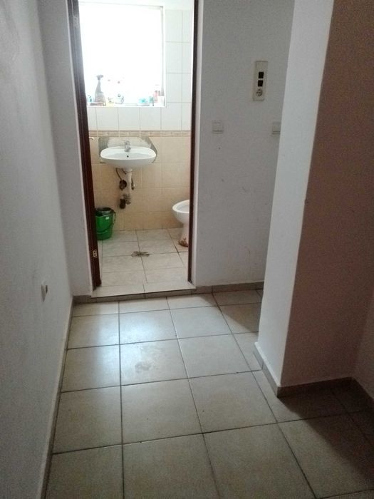 Дава се под наем Двустаен апартамент в Плевен, Дружба 1 - 75 кв.м за 306 € - Снимка #6