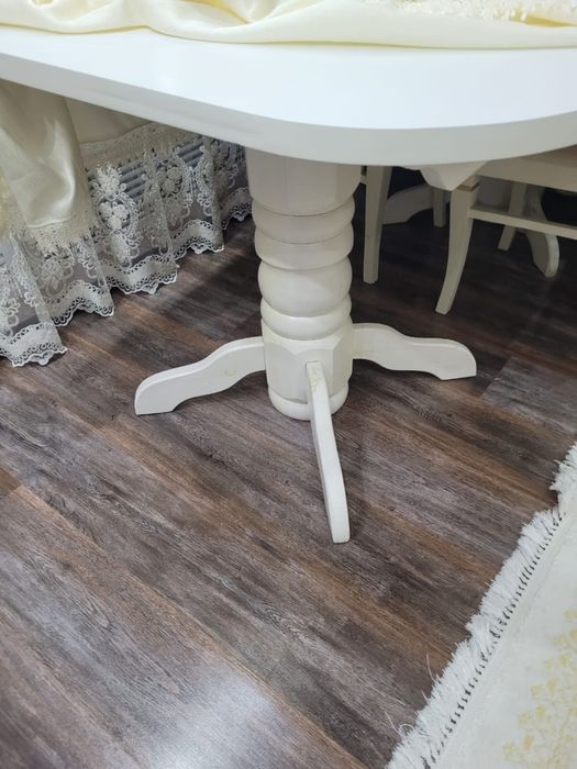 Продам гостевой стол