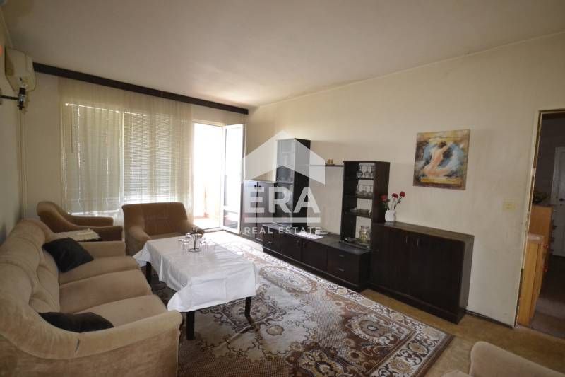 Продава се Тристаен апартамент в Хасково, Възраждане - 81 кв.м за 926 €/кв.м - Снимка #2