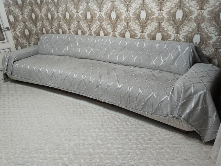 Диван с раздвижными спинками