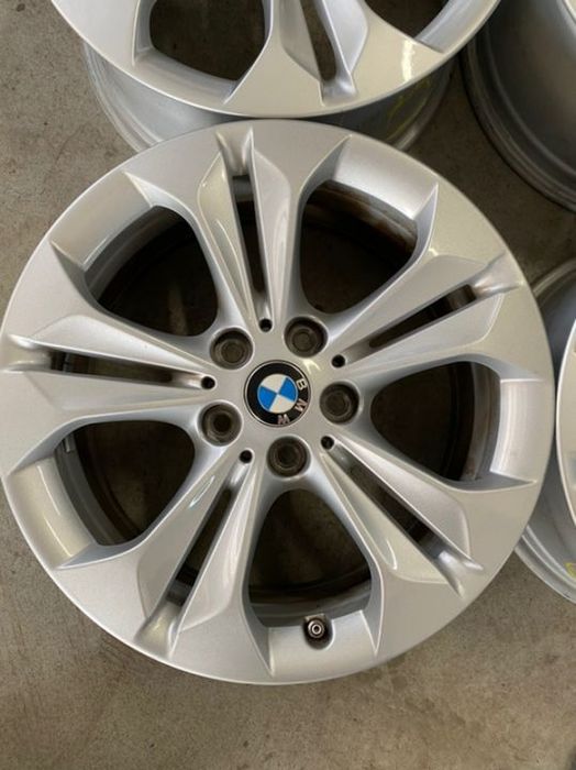 vand set jante originale Bmw X1,2,3 pe 17” ca noi