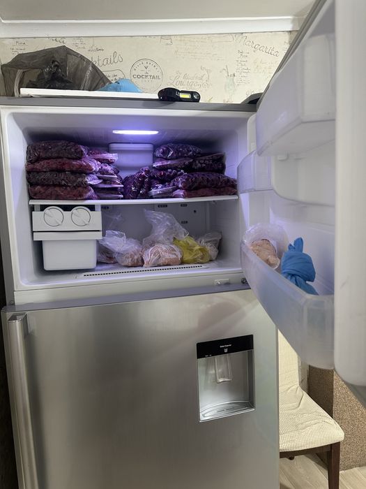 Продам холодильник самсунг