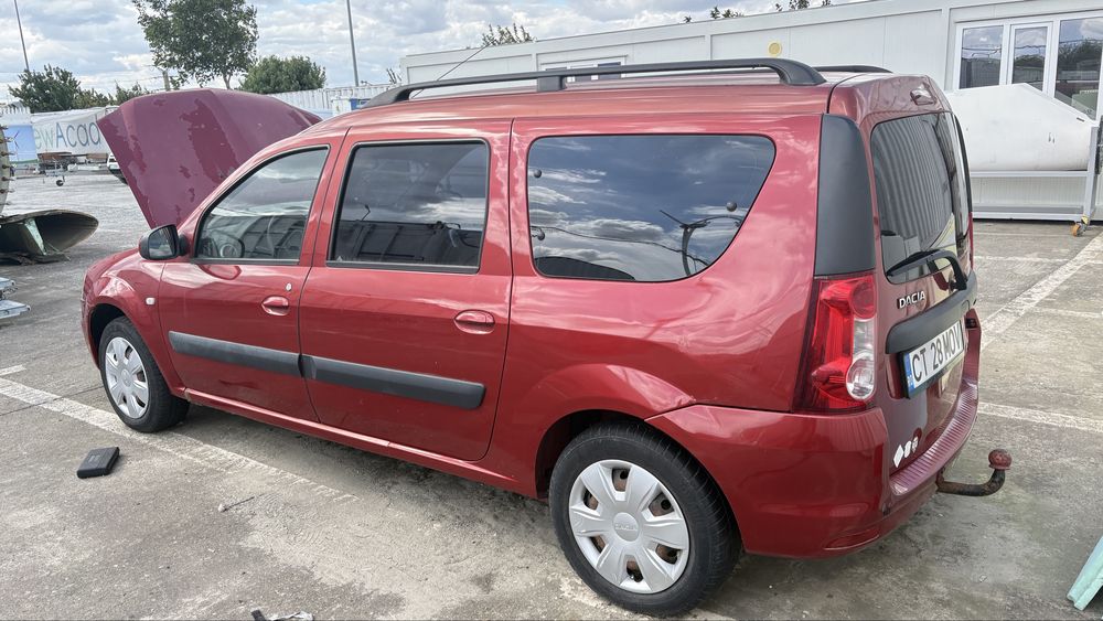 Dacia Logan MCV 1.5 dCi – 7 locuri – AC – Carlig – 2009