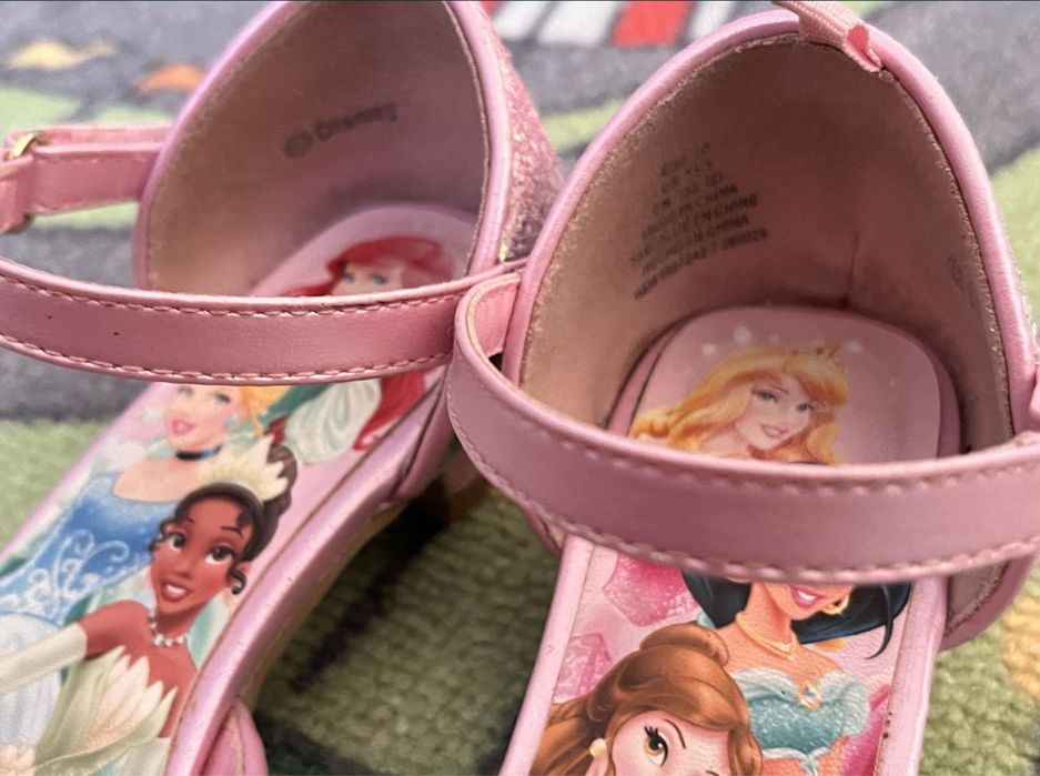 Pantofi stralucitori H&M 30/ lot haine