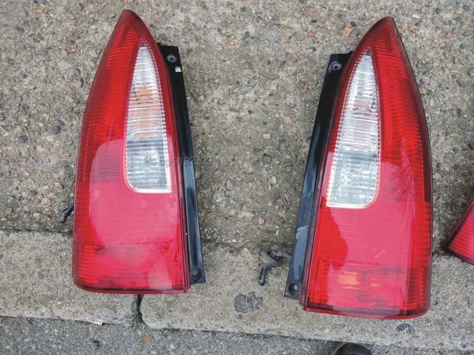 ЧАСТИ Мазда ПРЕМАСИ 1998–2002г. Mazda Premacy Minivan цвят син