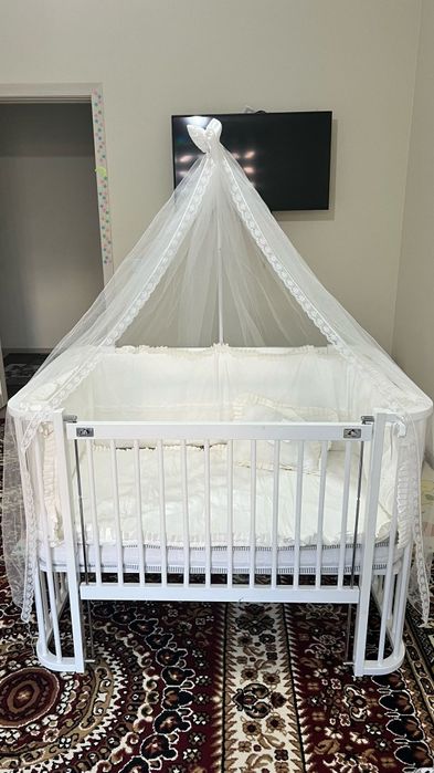 Детская кроватка от 0 до 3х лет