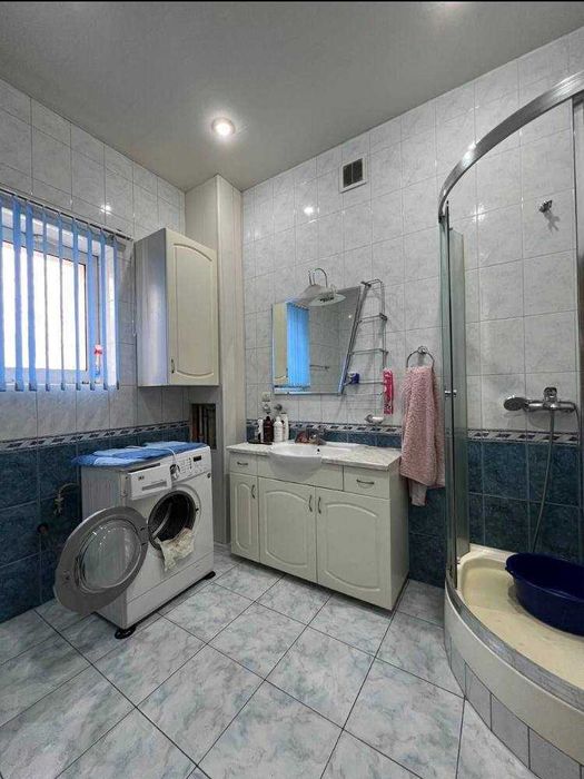 Сдам квартиру 4-х комнатную Госпитальный, (Попугайчик) Мирабад Ойбек