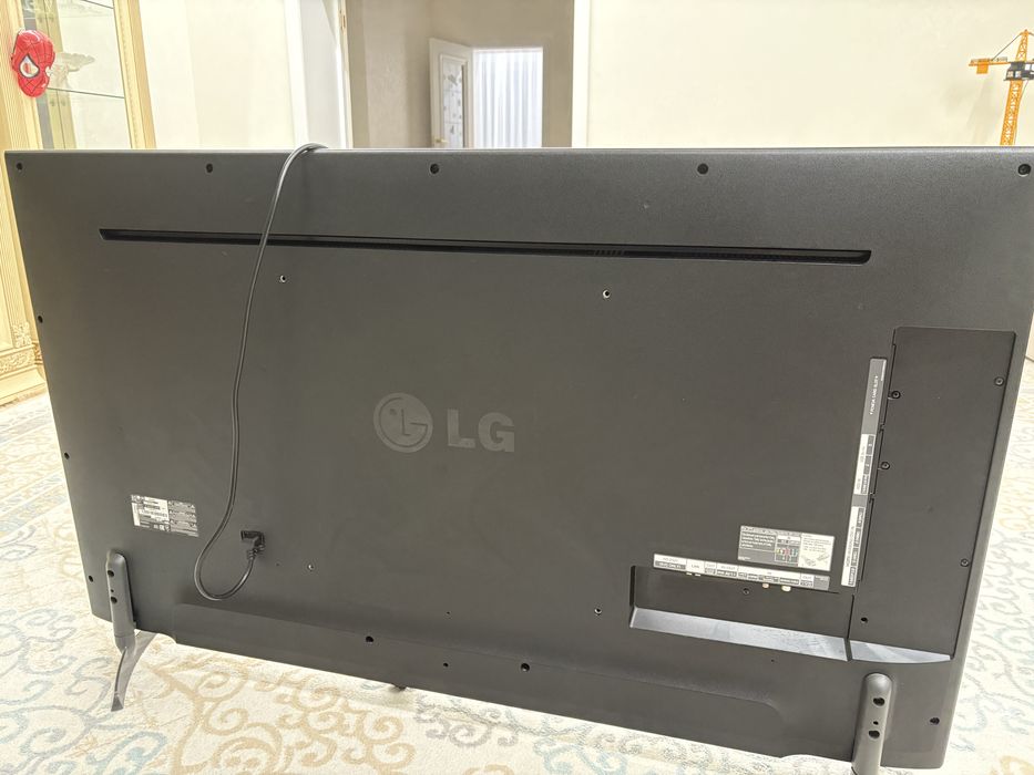 Продам телевизор Lg